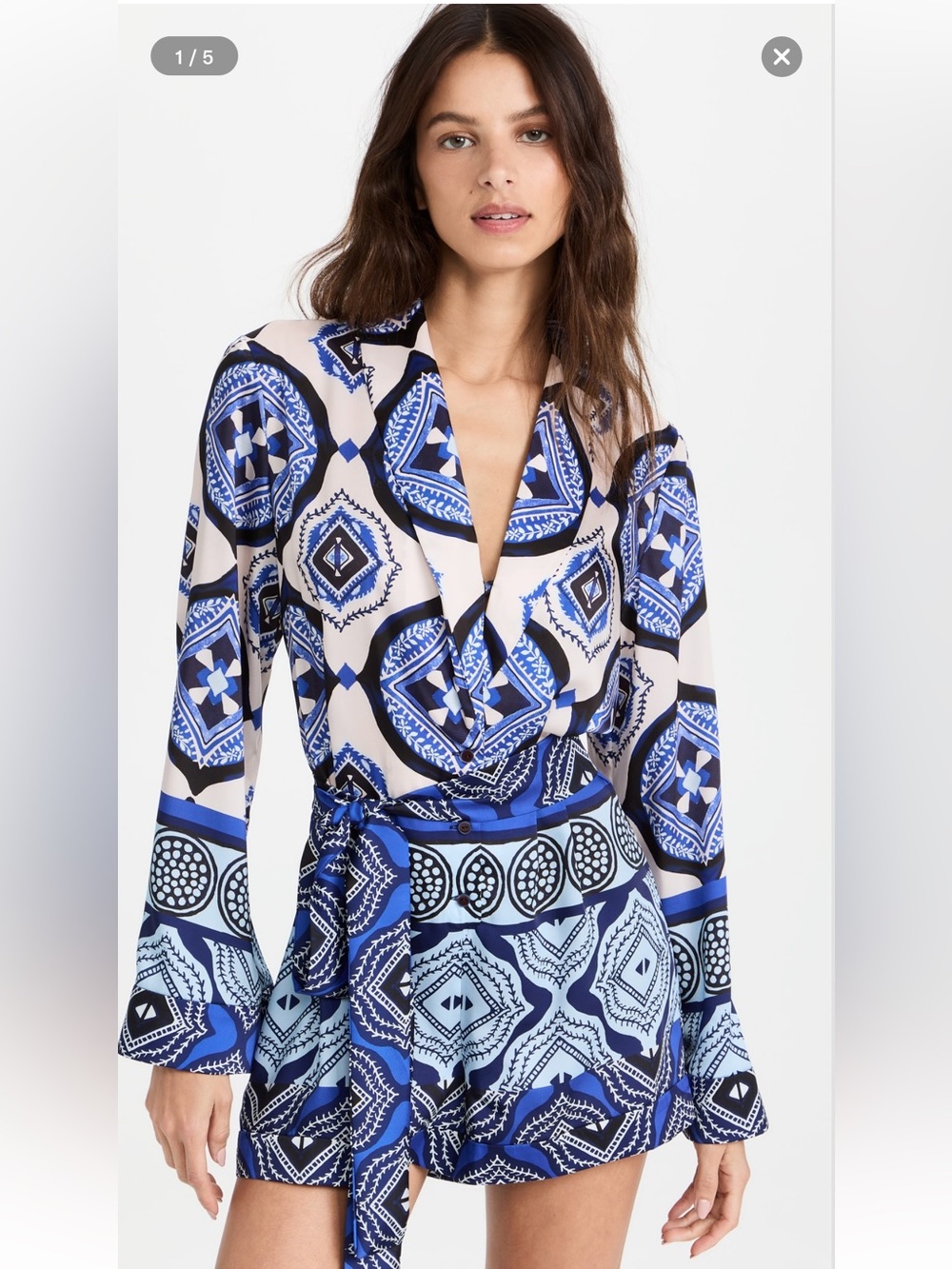 Alexis Robbie Blue & White Printed Romper, Size Medium, EUC